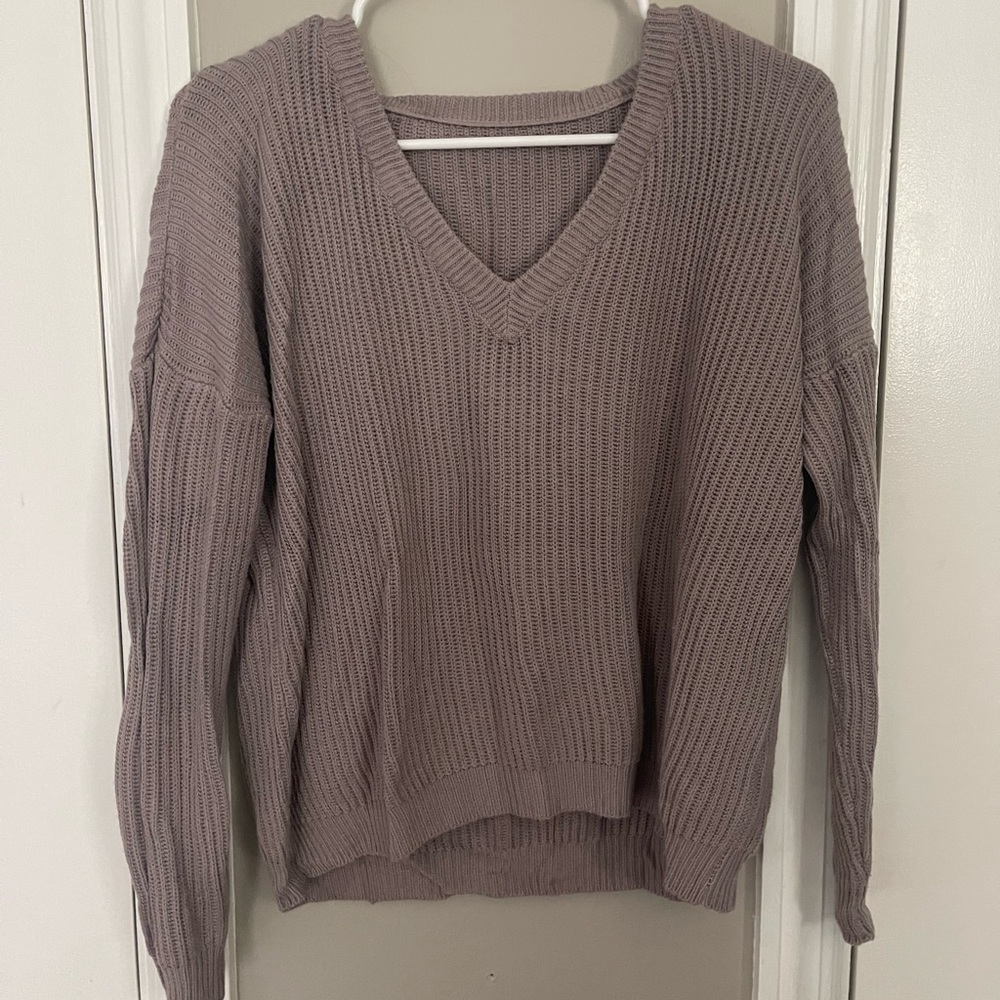 Soft V-neck Purple/Mauve Sweater